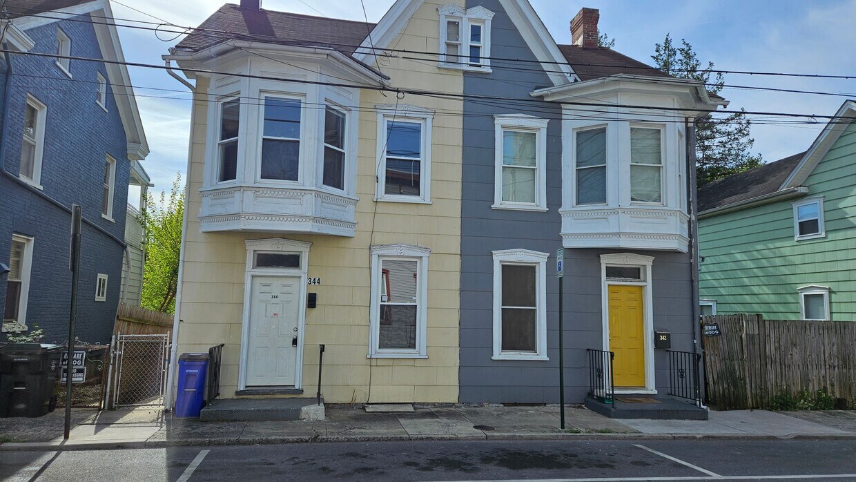 Primary Photo - 342-344 N. Mulberry Street