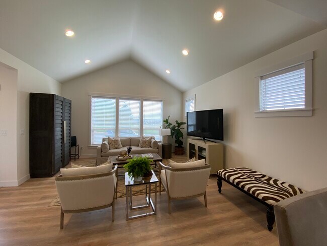 Foto del edificio - 1285 Salix Ln
