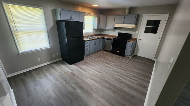 Foto del edificio - 4 BR / 2.5 BA Single family home