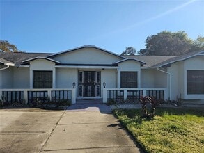 Building Photo - 1745 Foxcreek Ln