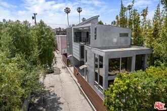 Building Photo - 483 Carroll Canal Ct