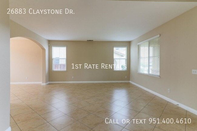 Foto del edificio - 26883 Claystone Dr
