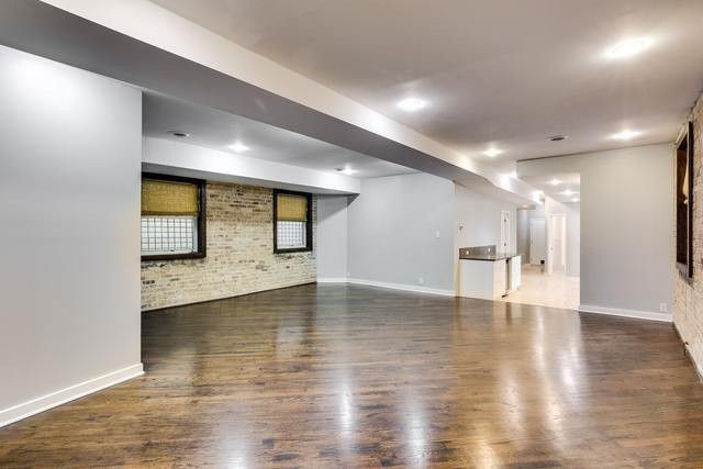 Foto del edificio - 2234 N Washtenaw Ave