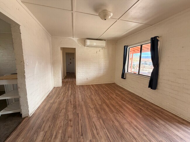 Foto del edificio - 6417 East Ct