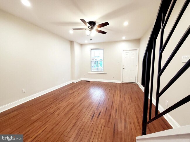 Foto del edificio - 5252 Rodman St