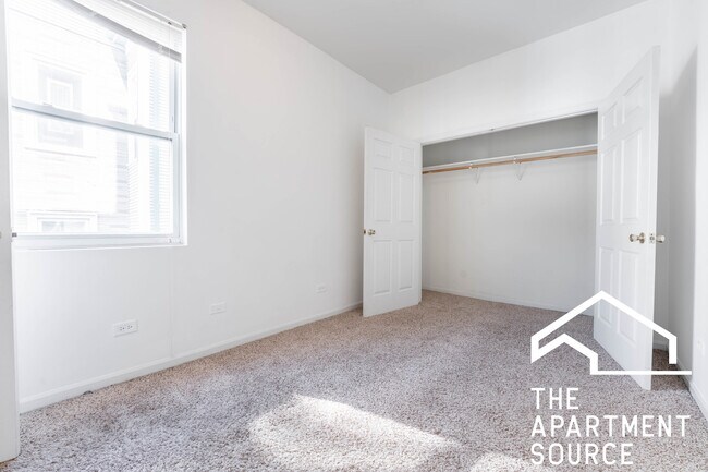 Foto del edificio - 2112 N Campbell Ave