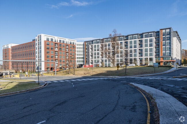 Exterior - Aspire Huntington Station