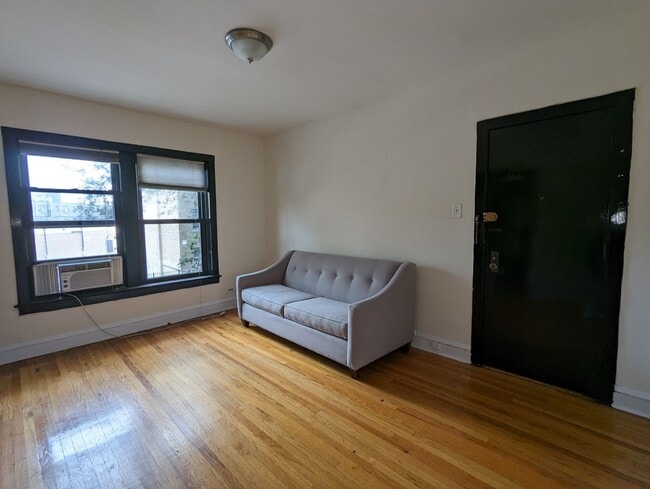 Building Photo - 2700 N Spaulding Ave