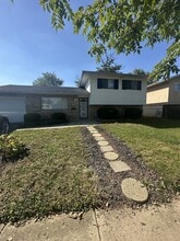 Building Photo - 1587 Brentnell Ave