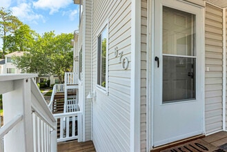 Building Photo - 670 Seawatch Cove
