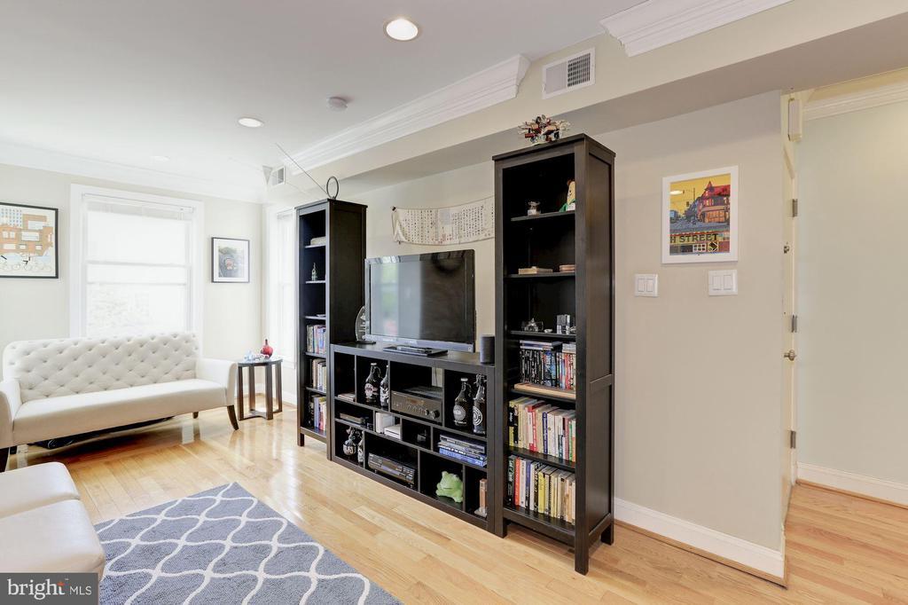 Primary Photo - 1034 6th St NE