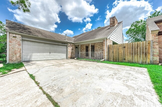 Foto del edificio - 12710 Ashford Pine Dr