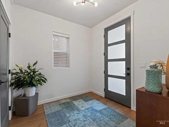 Building Photo - 1251 E Echelon Rdg Ln