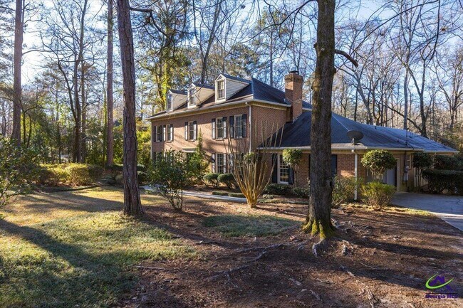 Building Photo - 5056 Wellington Dr