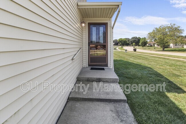 Foto del edificio - 2409 Heritage Dr