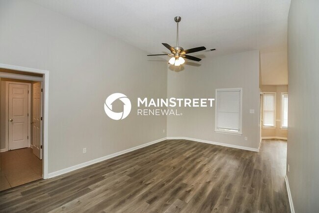 Building Photo - 3 Bedroom Pet-Friendly Home in Cordova, TN with Main Street Renewal