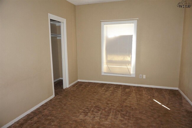 Foto del edificio - 4304 Columbia Rd