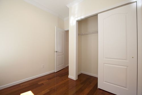 Building Photo - 333 3rd Ave