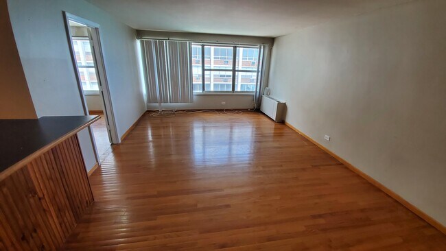 Foto del edificio - 6157 N Sheridan Rd