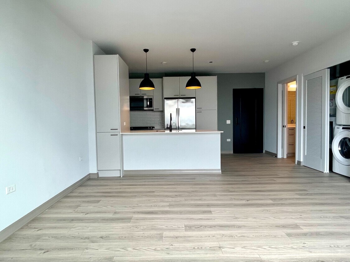 Foto principal - 2211 N Elston Ave