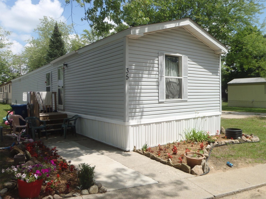 2985 Gady Rd Unit 035, Adrian, MI 49221 Apartment for Rent in Adrian