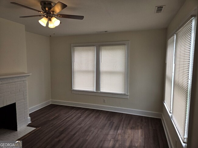 Foto del edificio - 209 W Moore St