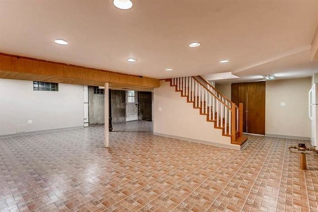 Building Photo - 4 N Emerson St