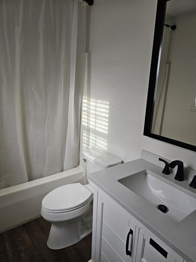 Foto del edificio - 189 Scarlet Oak Dr