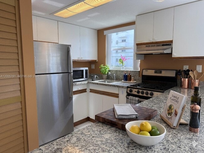 Foto del edificio - 3052 SW 27th Ave