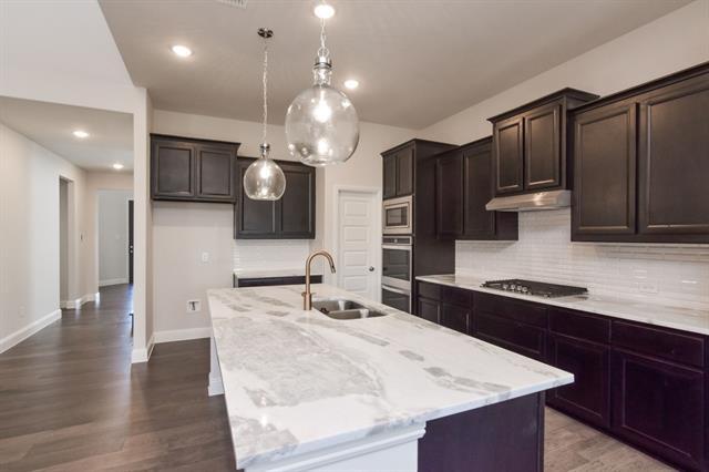 Building Photo - 5501 Crestview Dr