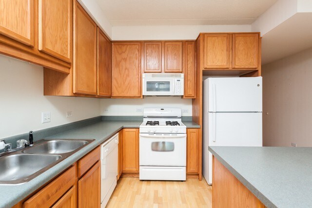 Building Photo - 1250 S Indiana Ave