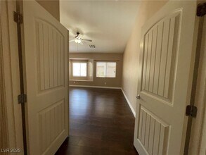 Building Photo - 92 Whitetail Archery Ave