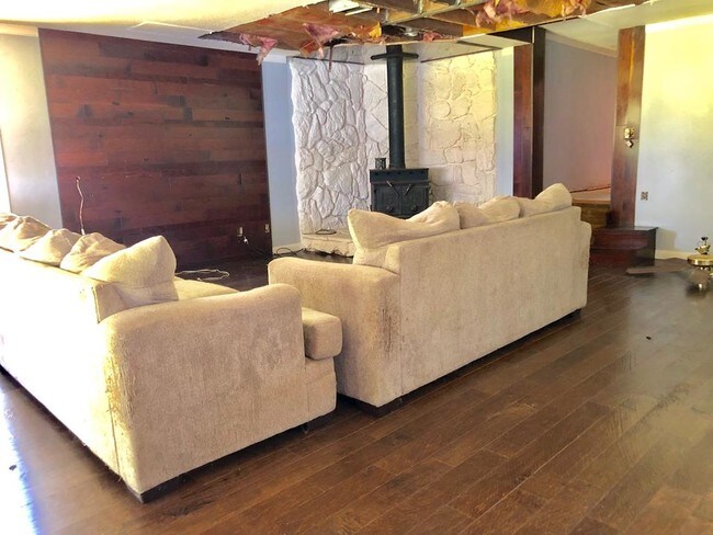 Foto del edificio - 4428 Atlantic Rd