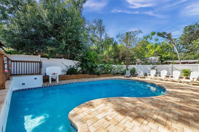 Building Photo - 1261 12th Ct SW