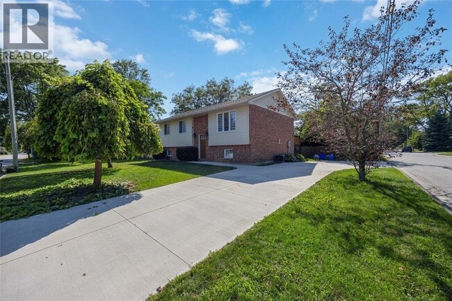 Photo du bâtiment - 1975 Franklin Ave