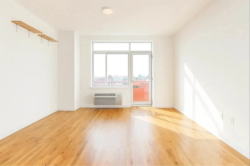 Photo - 184 Noll St (Brooklyn, NY)