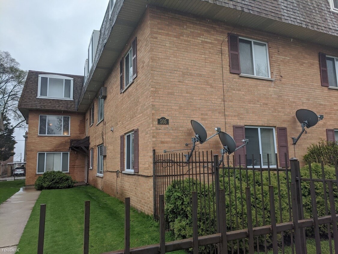 505 Madison Ave Unit Apt 3A, Calumet City, IL 60409 Apartment for Rent in Calumet City, IL