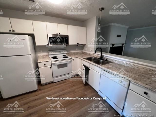 Building Photo - 352 Bubble Creek Ct