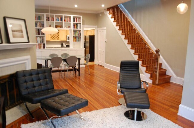 Foto del edificio - 302 4th St SE