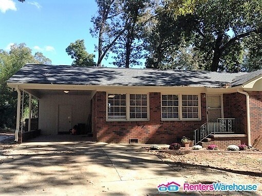 Building Photo - 3867 Hicks Rd