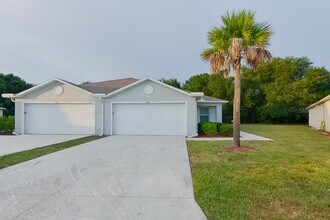Building Photo - 9143 Aegean Cir