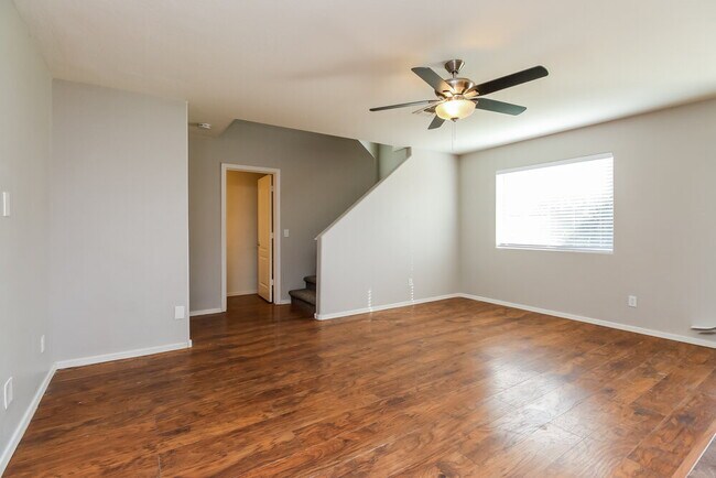 Building Photo - 39579 N Dusty Dr