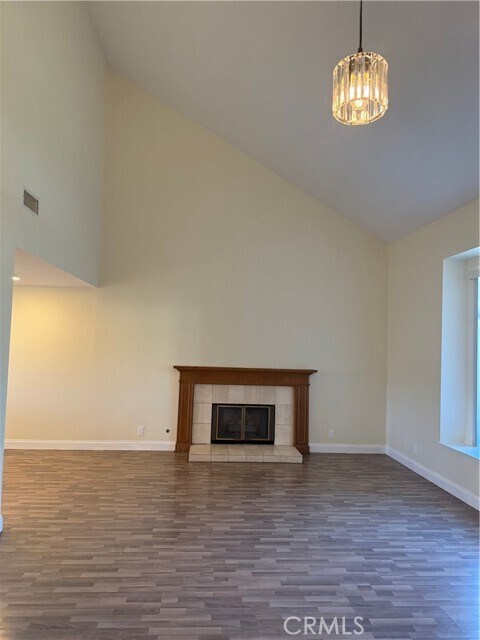 Foto del edificio - 17840 Calle Los Arboles