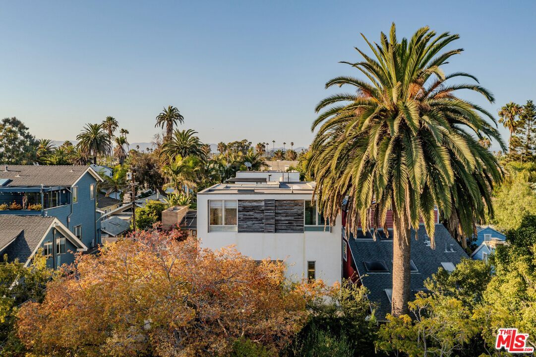 Foto principal - 529 Rialto Ave