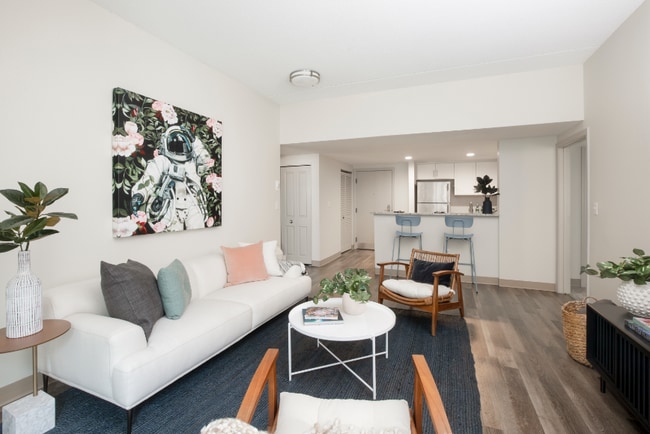 Interior Photo - Avana Cliffside
