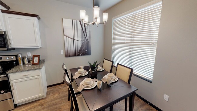 Dining Area - Cascades Townhomes