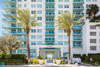 Building Photo - 650 West Ave