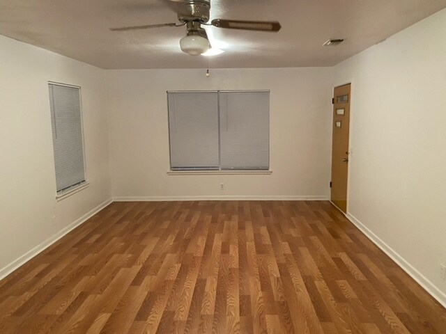 Foto del edificio - 312 N Main St