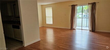 Building Photo - 12662 Kenwood Ln