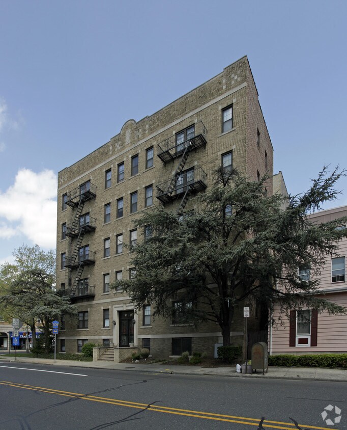 347 Belleville Ave, Bloomfield, NJ 07003 Apartments in Bloomfield, NJ